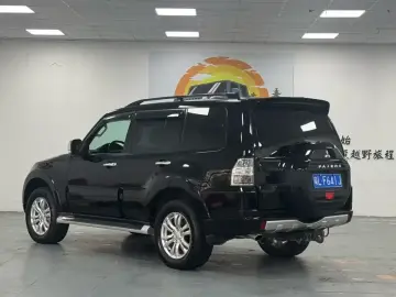 2018 Mitsubishi Pajero с пробегом 110 000 км