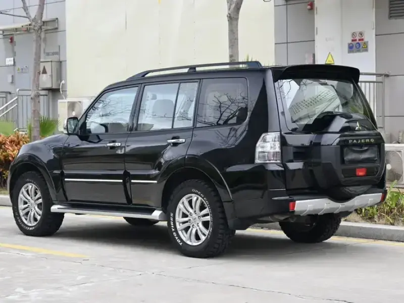 2018 Mitsubishi Pajero с пробегом 110 000 км