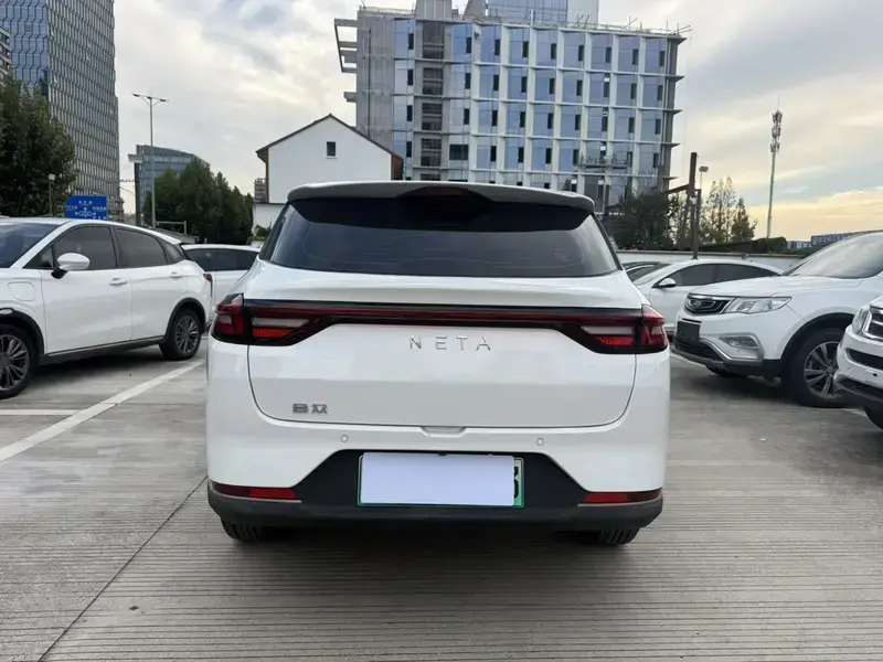 2023 Hozon Neta Aya с пробегом 66 000 км