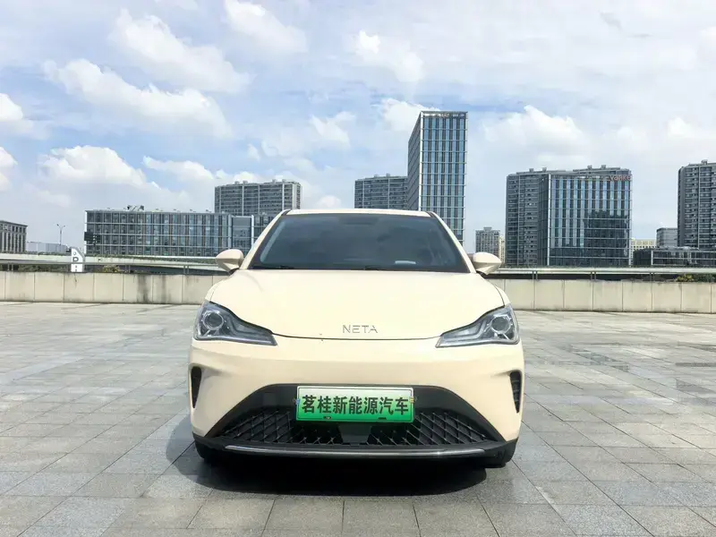 2023 Hozon Neta Aya с пробегом 87 000 км