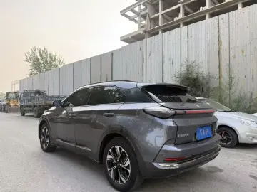 2022 Hozon Neta U с пробегом 80 000 км