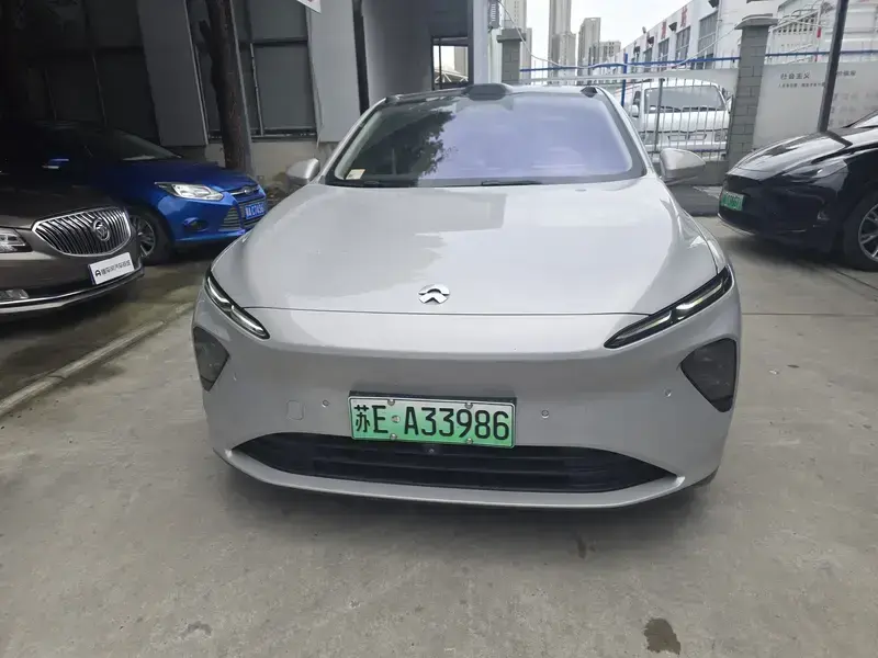 2023 Nio ET7 с пробегом 80 000 км