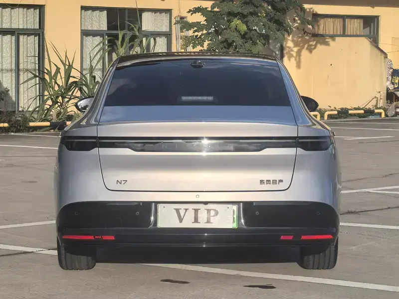 2025 Nissan N7 с пробегом 16 000 км