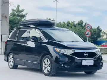 2015 Nissan Quest с пробегом 70 000 км