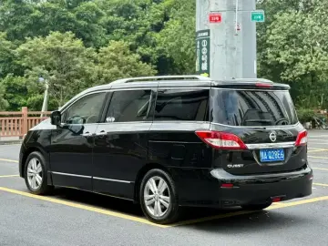 2015 Nissan Quest с пробегом 200 000 км