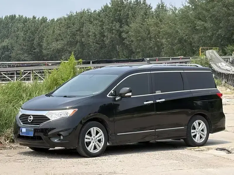 2015 Nissan Quest с пробегом 155 000 км