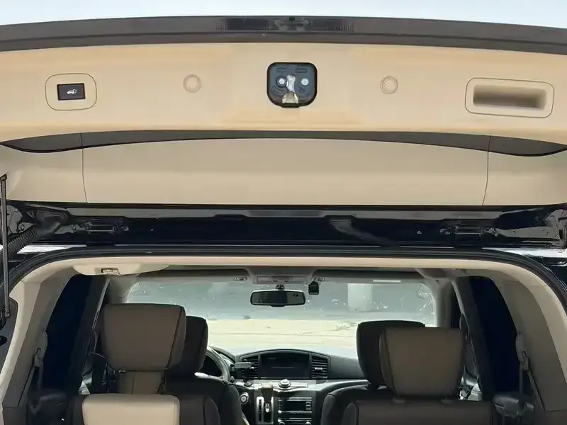 2015 Nissan Quest с пробегом 155 000 км