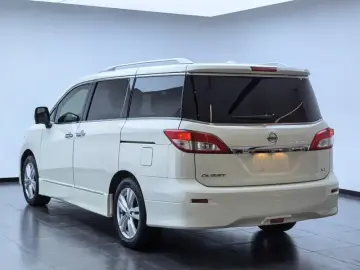 2015 Nissan Quest с пробегом 31 000 км