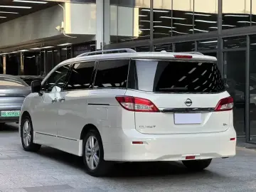 2015 Nissan Quest с пробегом 145 000 км