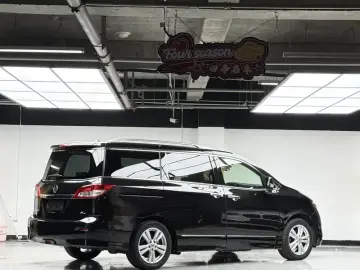 2015 Nissan Quest с пробегом 150 000 км