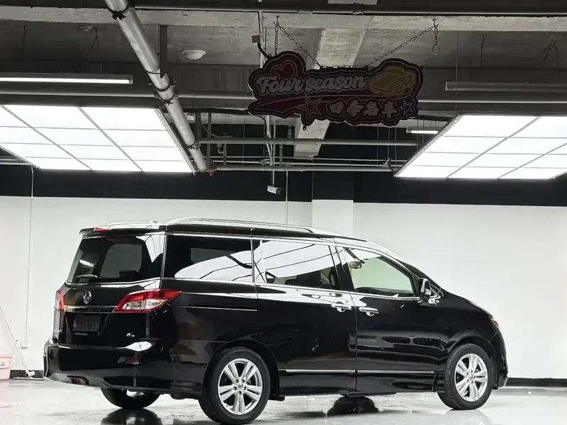2015 Nissan Quest с пробегом 150 000 км