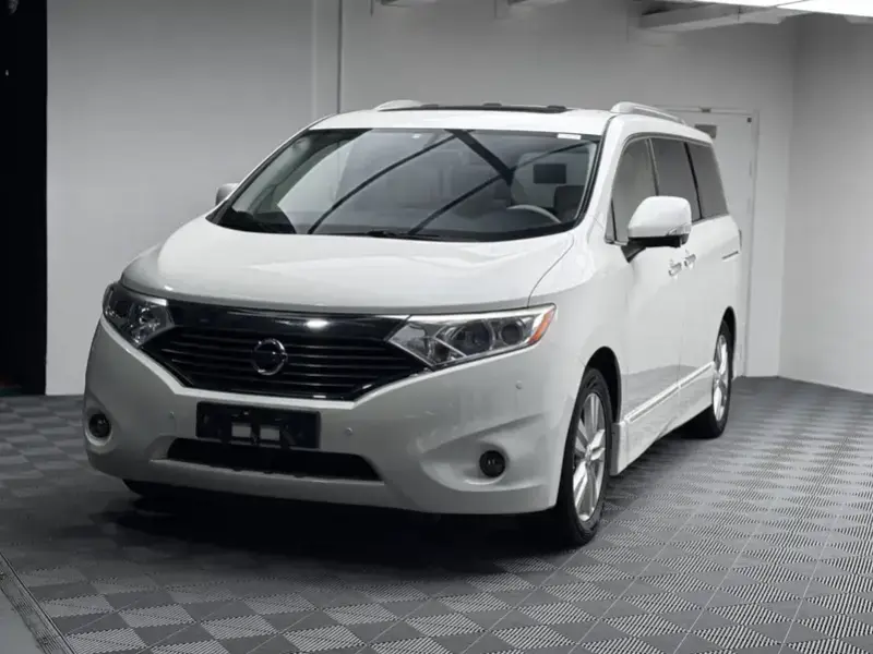 2015 Nissan Quest с пробегом 140 000 км