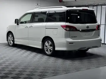 2015 Nissan Quest с пробегом 140 000 км