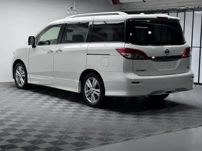 2015 Nissan Quest с пробегом 140 000 км