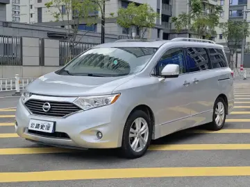 Nissan Quest
