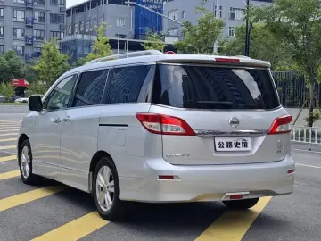 2013 Nissan Quest с пробегом 180 000 км