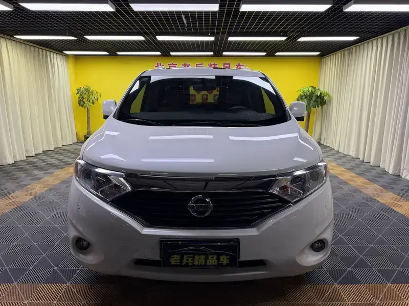 2015 Nissan Quest с пробегом 141 900 км