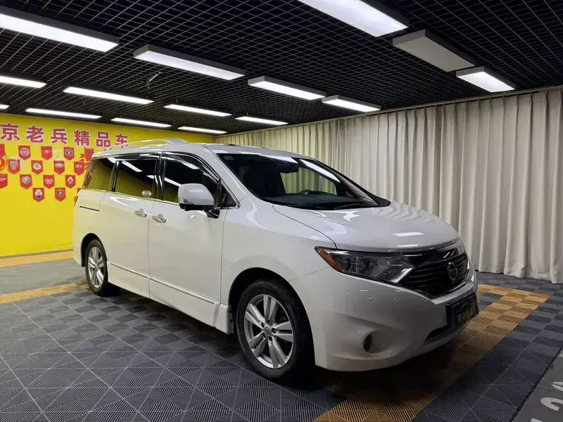 2015 Nissan Quest с пробегом 141 900 км