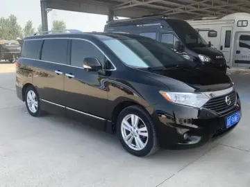 2015 Nissan Quest с пробегом 93 000 км