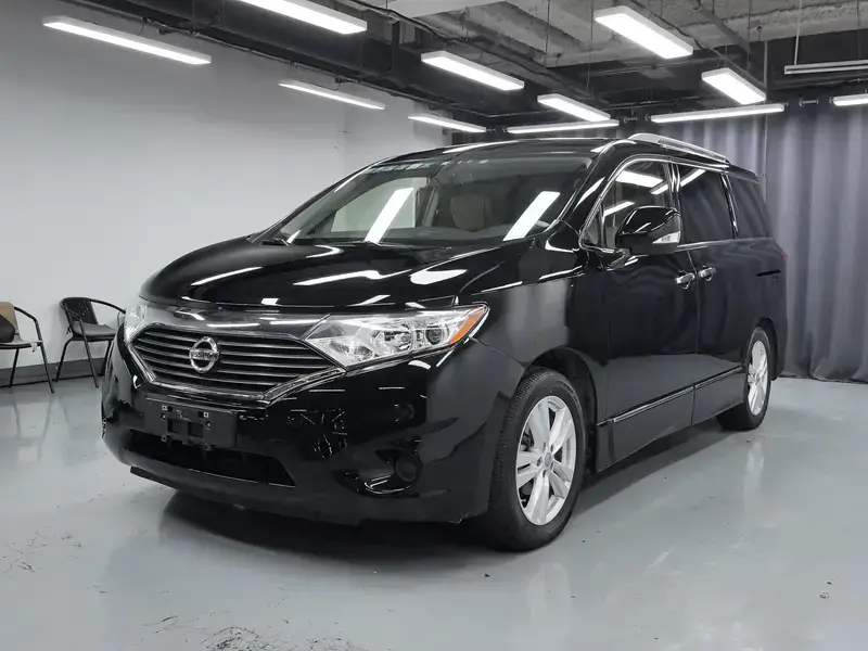 2013 Nissan Quest с пробегом 133 000 км