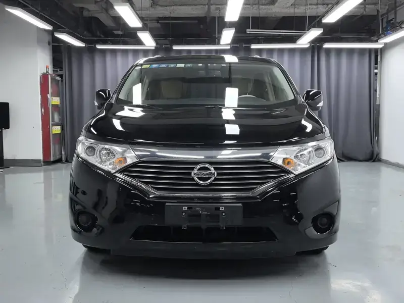 2013 Nissan Quest с пробегом 133 000 км