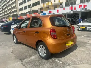 2015 Nissan March с пробегом 120 000 км