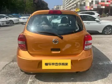 2015 Nissan March с пробегом 120 000 км