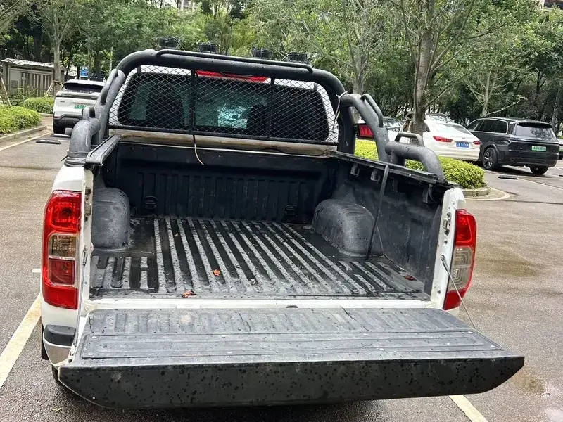 2021 Nissan Navara (Frontier) с пробегом 42 000 км