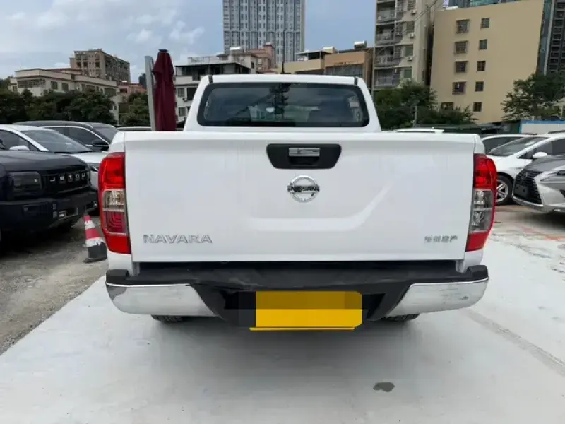2017 Nissan Navara (Frontier) с пробегом 46 000 км