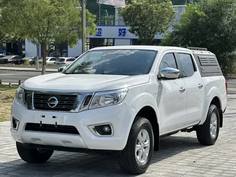 2017 Nissan Navara (Frontier) с пробегом 70 000 км