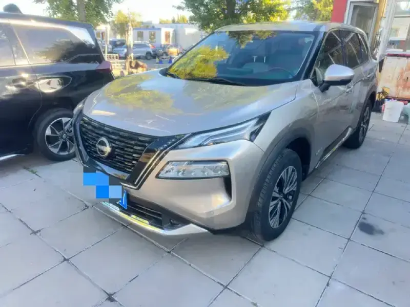 2023 Nissan X-Trail с пробегом 18 000 км