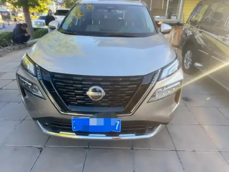 2023 Nissan X-Trail с пробегом 18 000 км