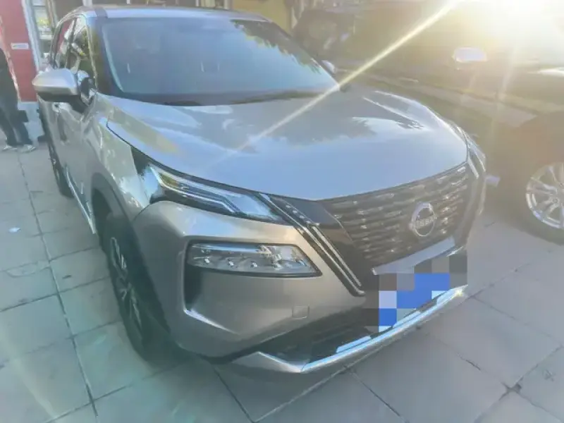 2023 Nissan X-Trail с пробегом 18 000 км