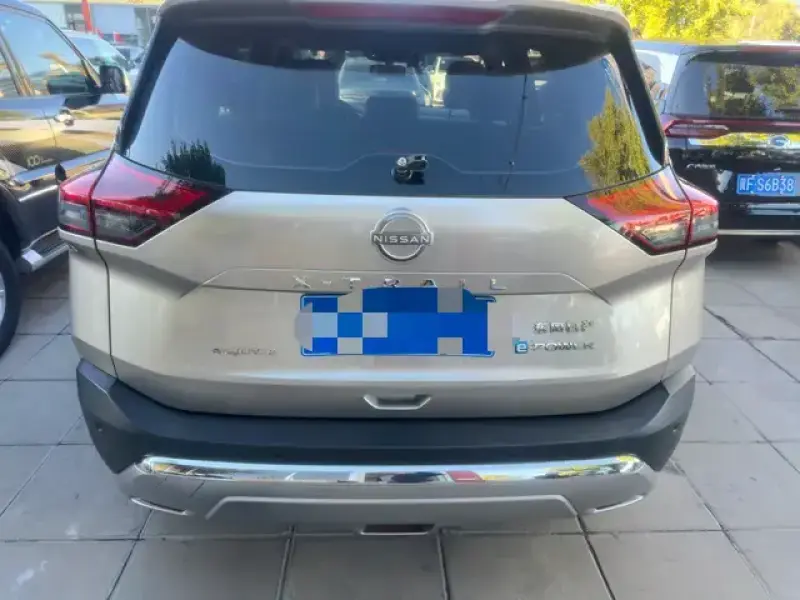 2023 Nissan X-Trail с пробегом 18 000 км