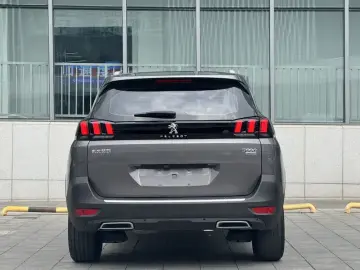 2021 Peugeot 5008 с пробегом 74 000 км