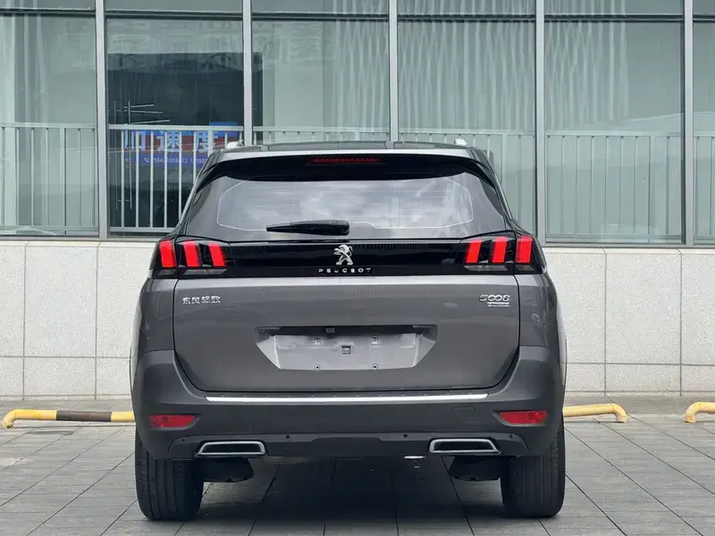 2021 Peugeot 5008 с пробегом 74 000 км