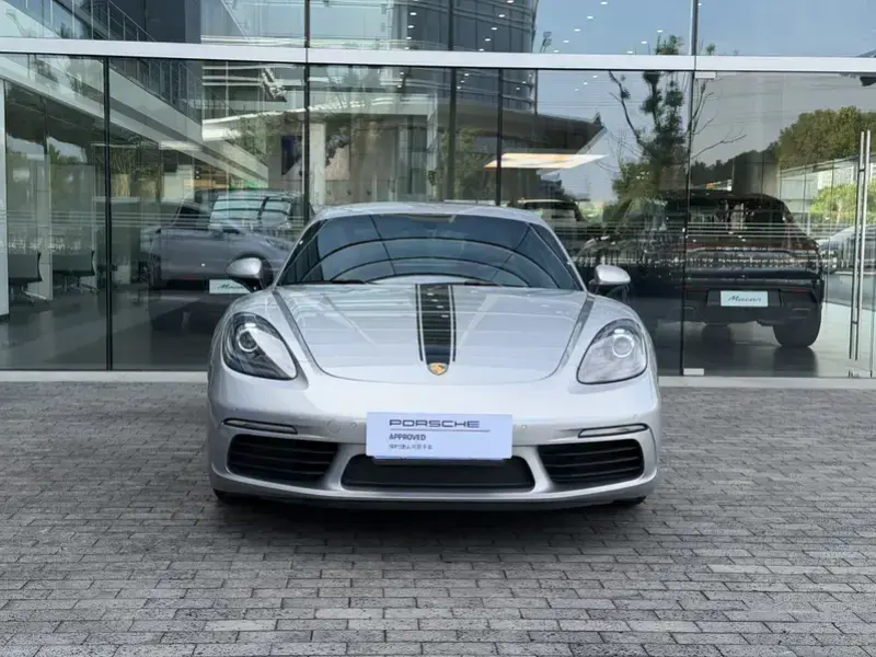 2023 Porsche 718 Spyder с пробегом 10 500 км