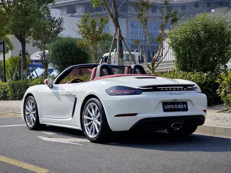2023 Porsche 718 Spyder с пробегом 14 000 км