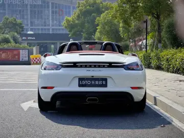 2023 Porsche 718 Spyder с пробегом 14 000 км