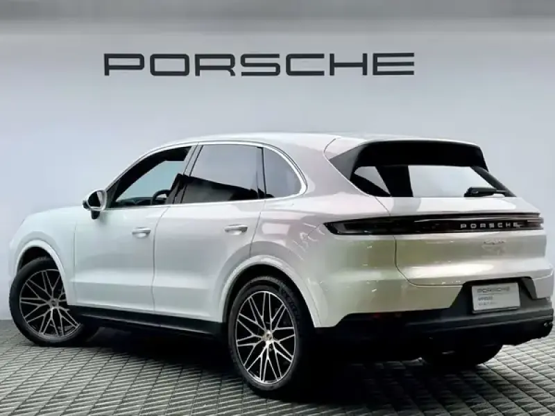 2026 Porsche Cayenne с пробегом 500 км
