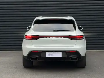 2023 Porsche Macan с пробегом 33 600 км