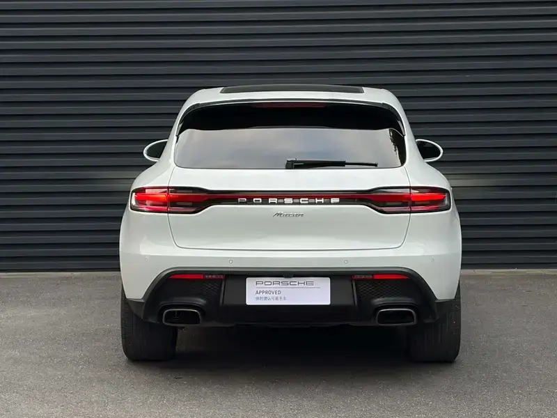 2023 Porsche Macan с пробегом 33 600 км