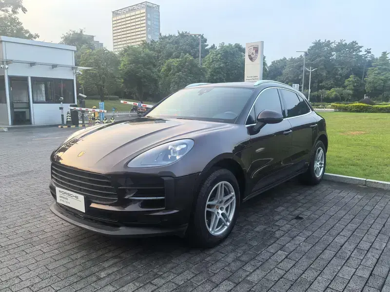 2021 Porsche Macan с пробегом 90 000 км