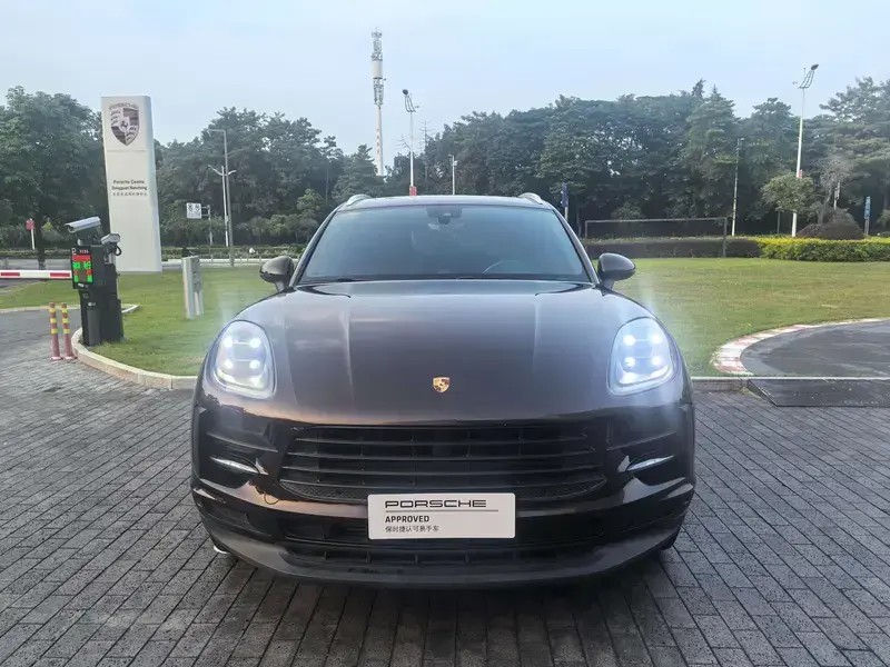 2021 Porsche Macan с пробегом 90 000 км