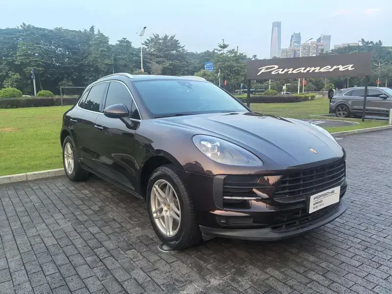 2021 Porsche Macan с пробегом 90 000 км