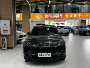 2021 Porsche Macan с пробегом 63 000 км