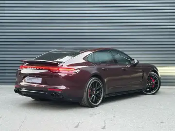 2023 Porsche Panamera с пробегом 44 700 км