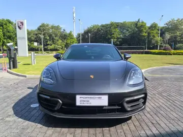 2023 Porsche Panamera с пробегом 44 000 км