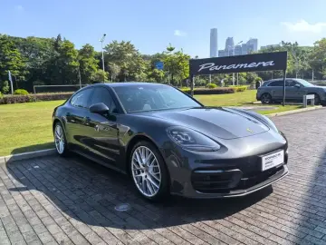 2023 Porsche Panamera с пробегом 44 000 км