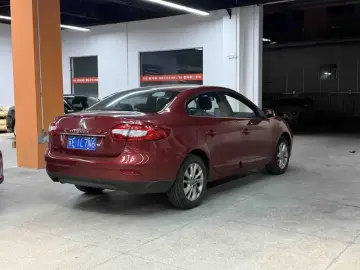 2015 Renault Fluence с пробегом 136 000 км